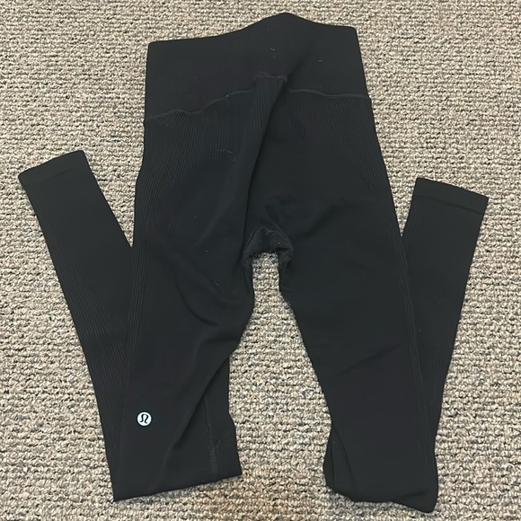 lululemon athletica Pants - Lululemon ribbed leggings
